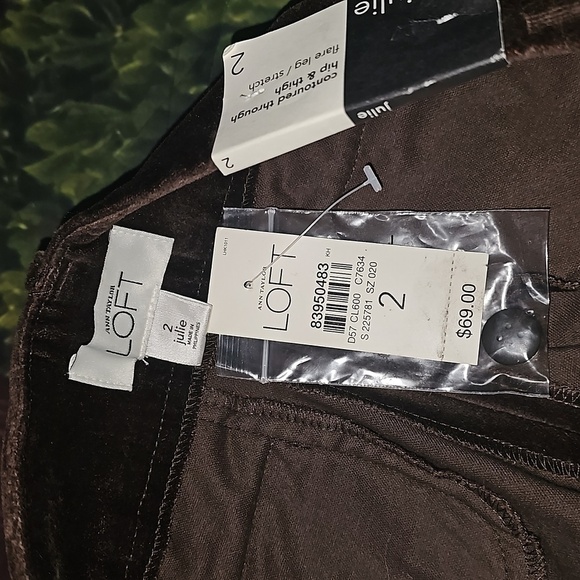 Loft Julie Chocolate Brown Pants Flare Leg‎ Trousers Size 2 NWT - Picture 3 of 7